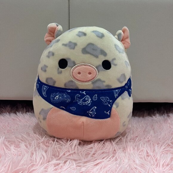 Squishmallow 8 inch Rosie the Pig - Picture 1 of 7
